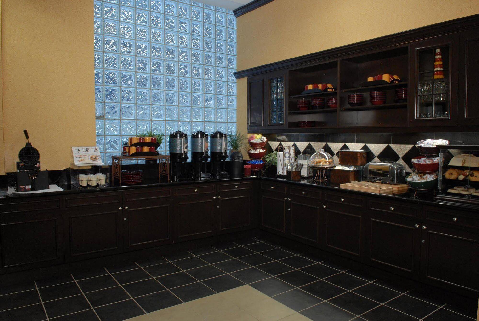 Homewood Suites By Hilton Nashville Downtown Екстер'єр фото